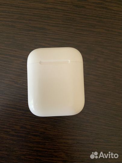 Футляр под AirPods1