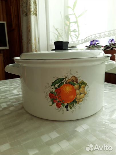 Кастрюля эмалированная 5 л СССР
