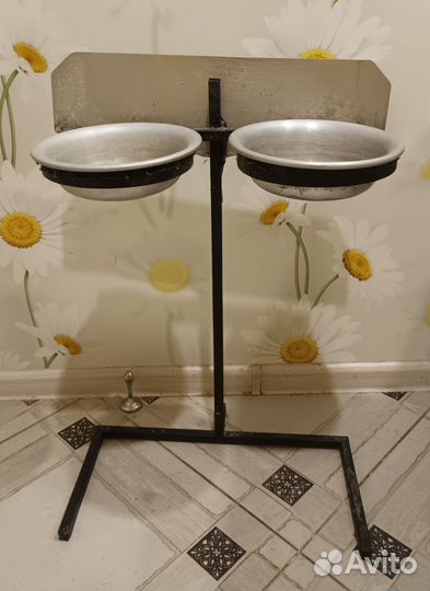 Подставка для мисок собак крупных пород