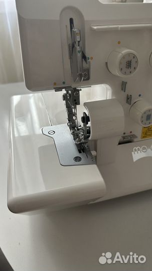 Оверлок juki mo 654de