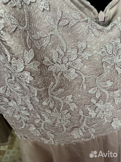 Вечернее платье