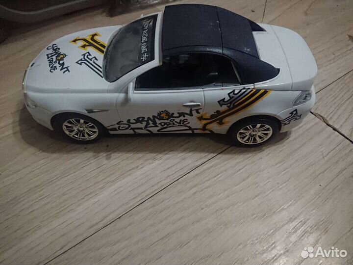 Машинка на радиоуправлении