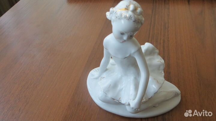 Статуэтка юная балерина.лфз