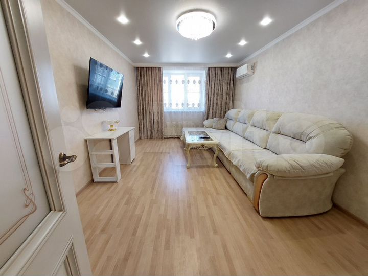 3-к. квартира, 90 м², 13/18 эт.