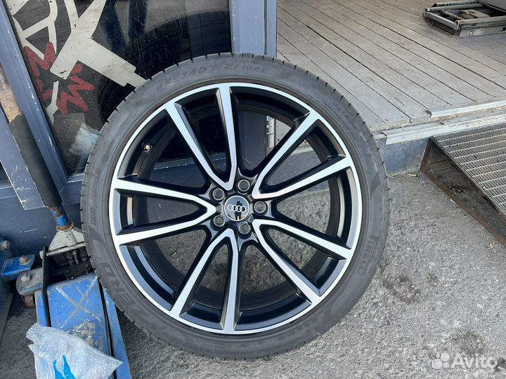 Колеса в сборе Audi R21x8.5 оригинальные