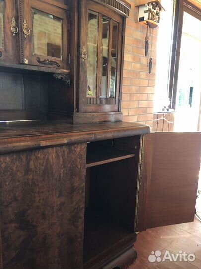 Старинный буфет