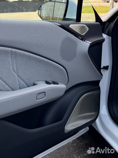 Zeekr 007 646 л.с. AT, 2024, 2 500 км