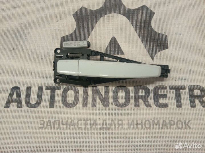 Ручка двери передней правой Aveo T300 95933255