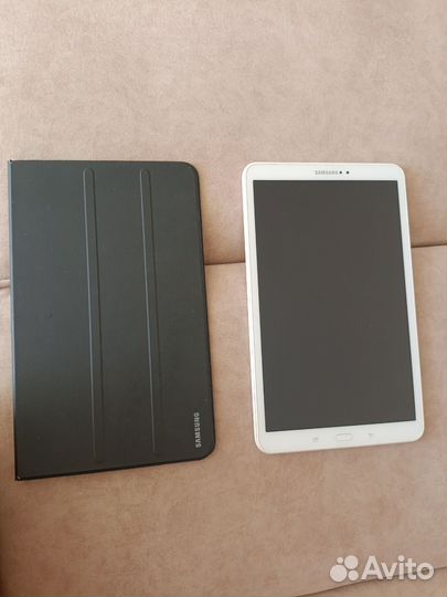 Планшет Samsung Galaxy Tab A 10.1 SM-T585