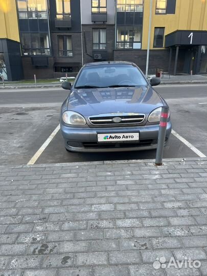 ЗАЗ Chance 1.3 МТ, 2010, битый, 100 000 км