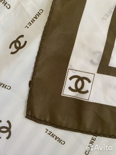 Шелковый платок Chanel