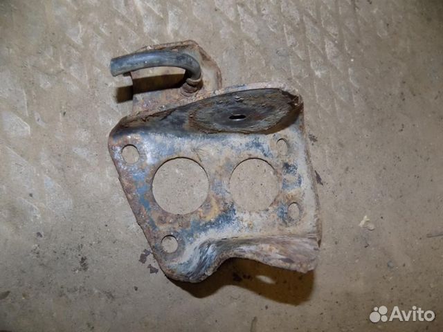 Кронштейн задней балки Octavia 1997-2000