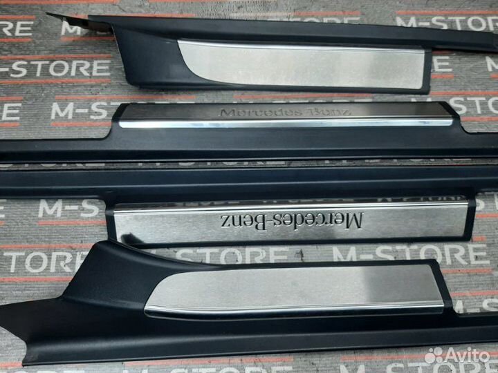 Накладка на порог салона Mercedes-Benz S-Class