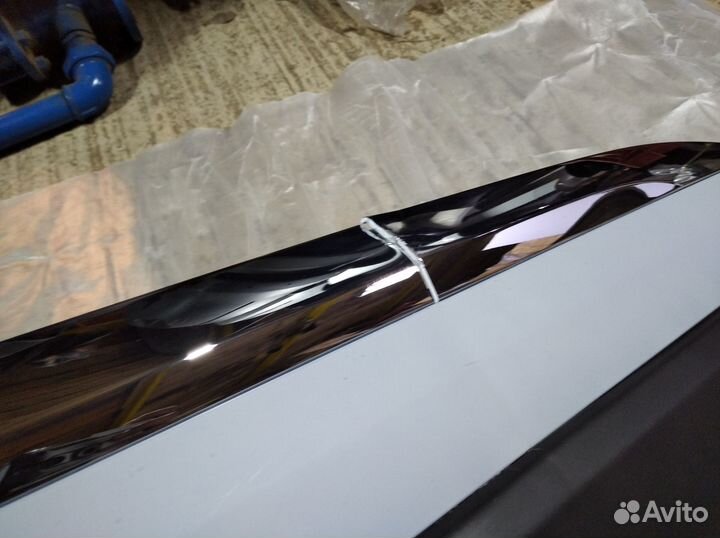 Молдинг двери Chery Tiggo 8 Pro 2021