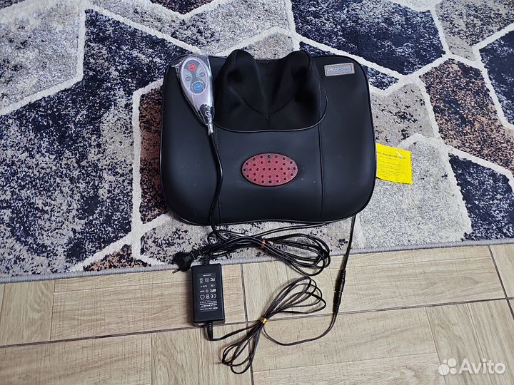 Массажная подушка для шеи