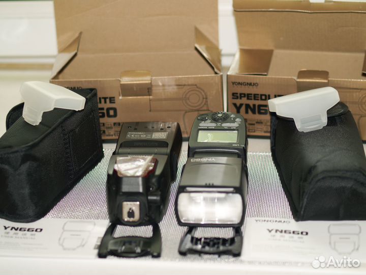 Фотовспышка Yongnuo Speedlite YN660