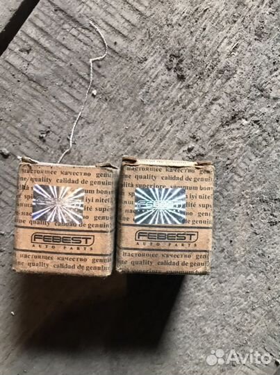 Задние плавающие сайлентблоки altezza