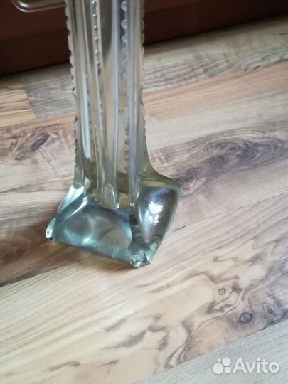 Ваза стеклянная