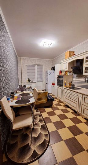 2-к. квартира, 69,2 м², 1/17 эт.