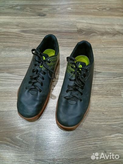 Футзалки 39 размер