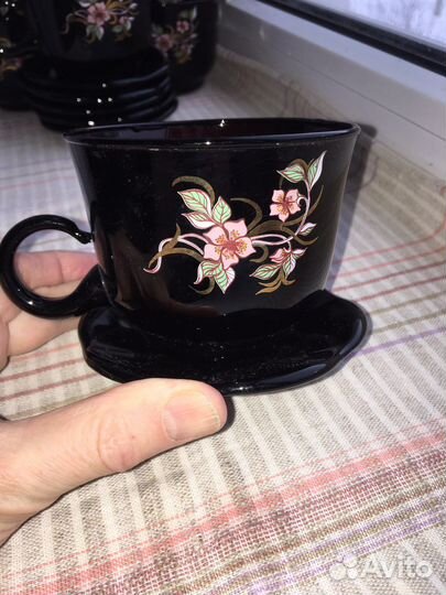 Чайный сервиз, ваза, розетки хрустальные