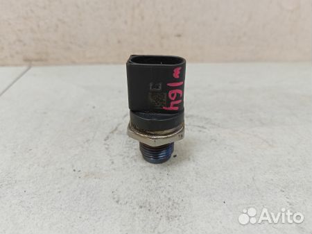 Датчик давления топлива