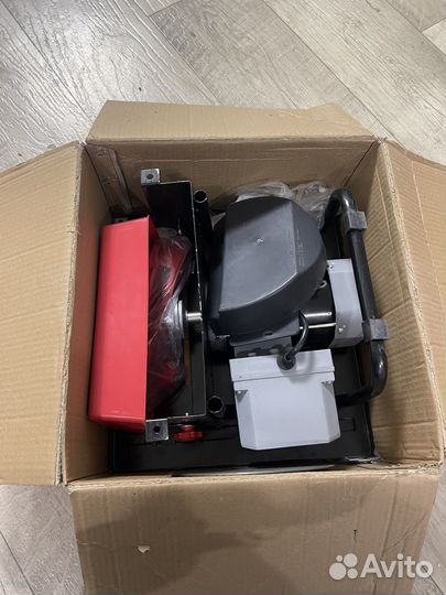 Плиткорез электрический водяной