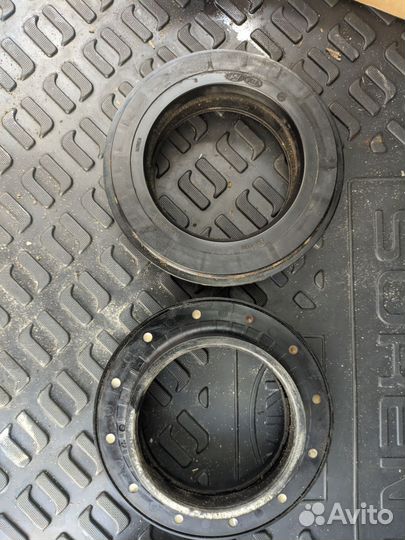 Опорный подшипник