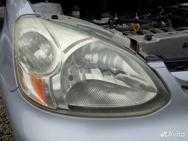Фара правая Toyota Platz NCP12 1NZ-FE 2002/10