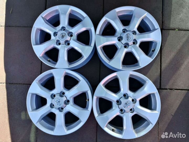 Диски R 17 Toyota RAV4. Оригинальные. Новые