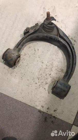 Рычаг передний верхний правый для Toyota Land Crui