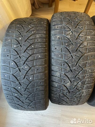 Bridgestone Blizzak Spike-02 245/45 R19