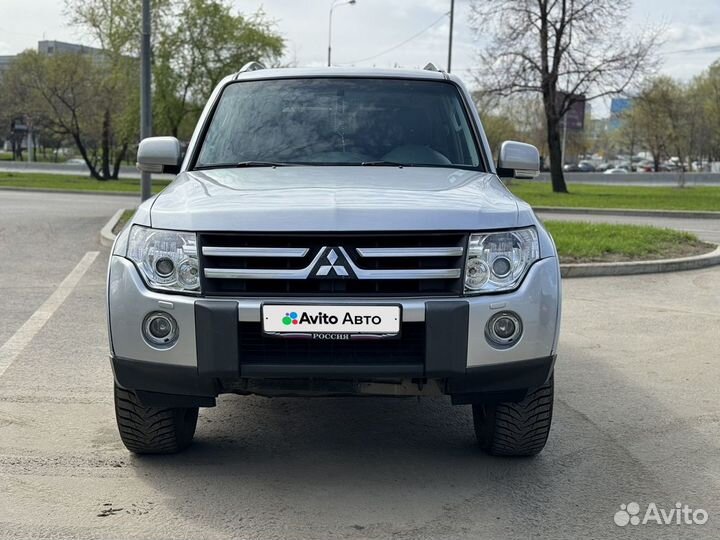 Mitsubishi Pajero 3.2 AT, 2007, 245 000 км