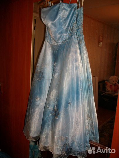 Продам платье