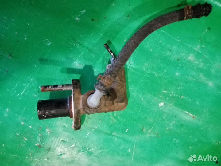 Цилиндр сцепления главный Mazda 626 GF 2.0 TD 1999