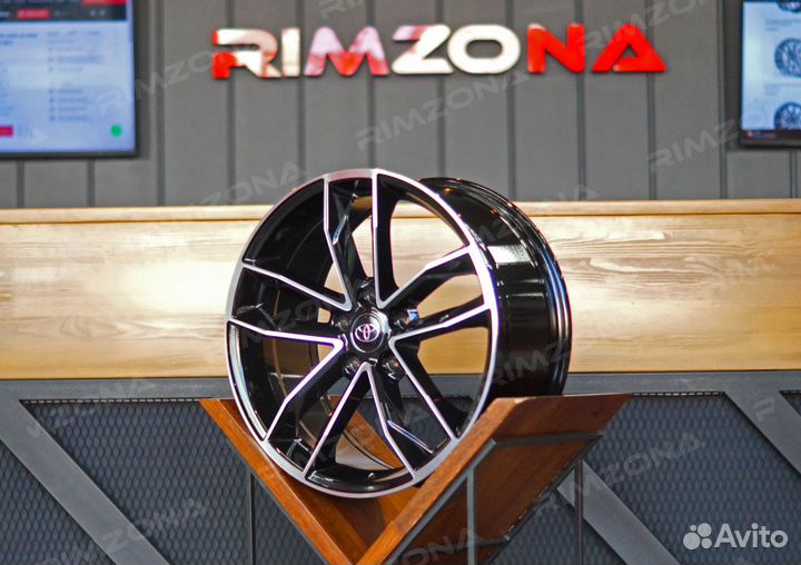 Литые диски R18 Тойота Супра