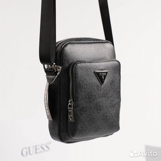 Сумка Guess через плечо