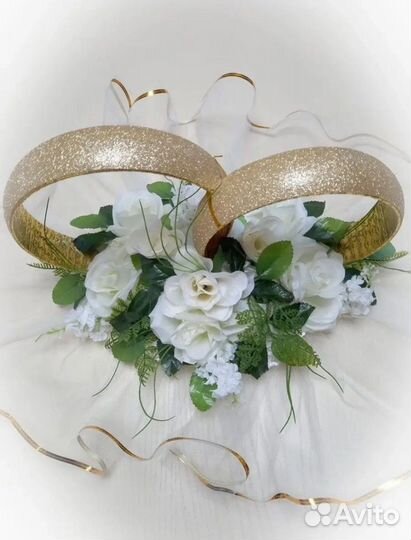 Украшение машины на свадьбу