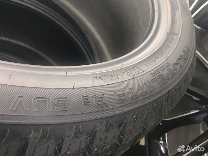 Nokian Tyres Hakkapeliitta R3 SUV 285/40 R21 и 315/35 R21