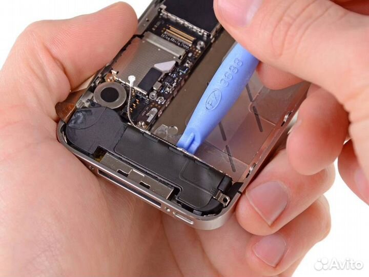 Обучение ремонту телефонов и компьютеров