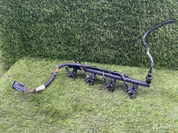 Топливная рампа в сборе renault fluence