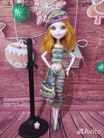 Ооак Монстр Хай Лаура + видео