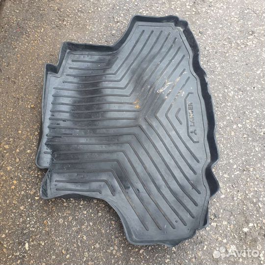 Коврик в багажник lancer