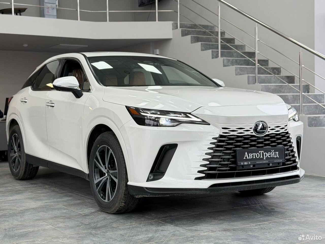 Lexus RX 2.0 AT, 2026