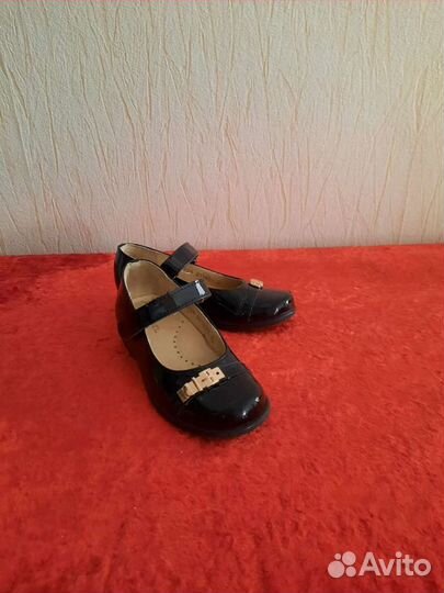 Туфли для девочки 29размер