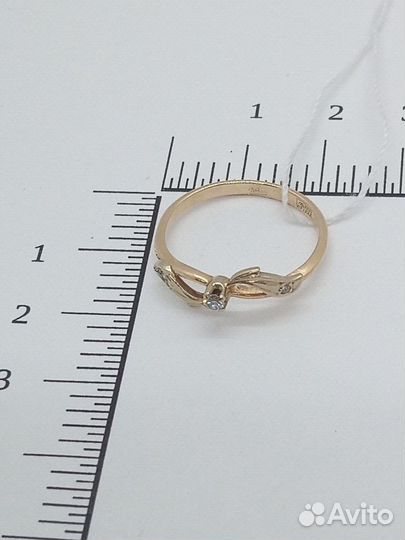 Золотое кольцо с Бриллантом