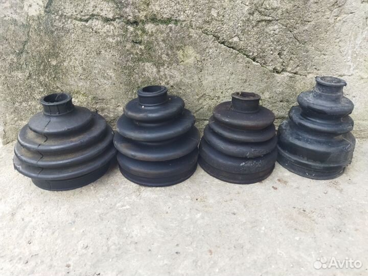 Пыльник шруса