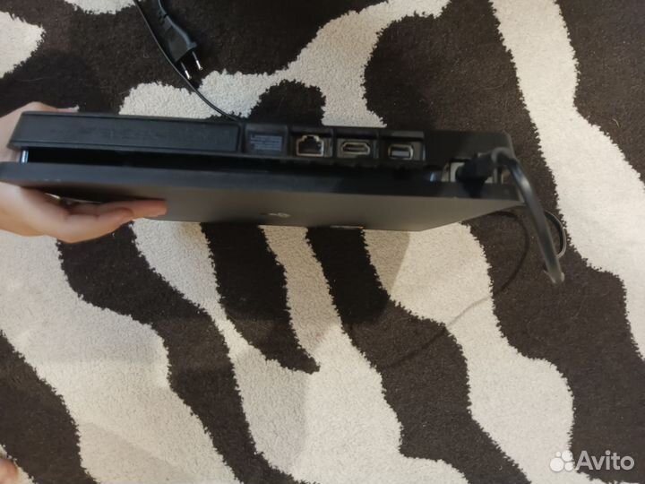 Игровая приставка ps4 slim с играми