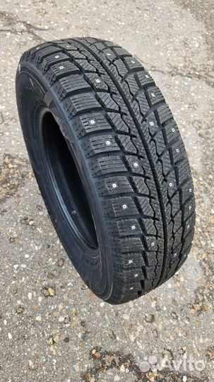 Pace Antarctica Sport 215/60 R17