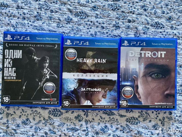 Sony Playstation 4 Pro (ps4) CUH-7008B